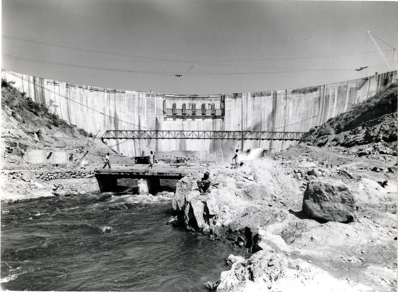 momapix_56183_pos_50