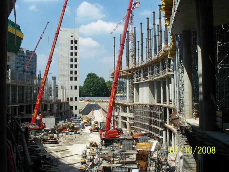 momapix_81812_pos_57